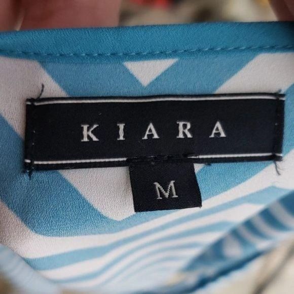 Kiara V Neck Blue Chevron Print medium‎ Blouse - Picture 6 of 7